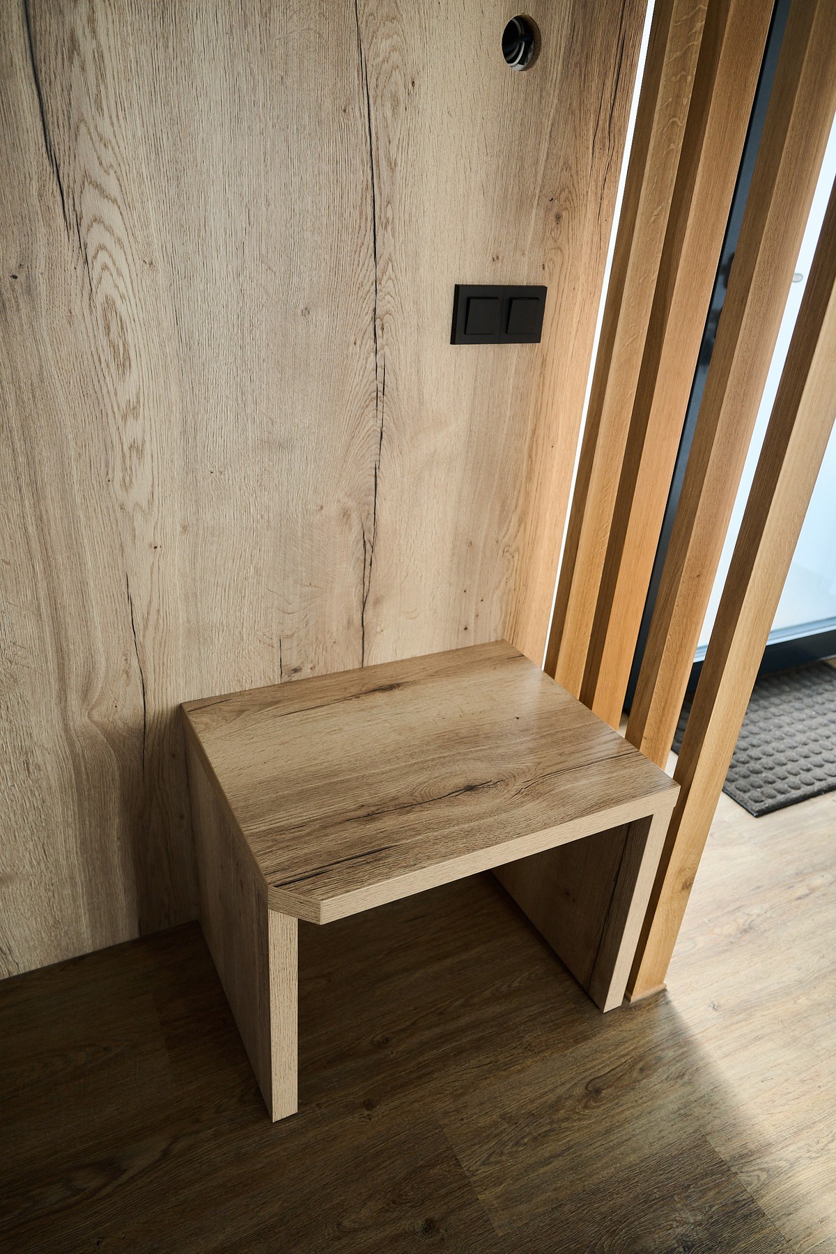 Bílá chodba - boční pohled