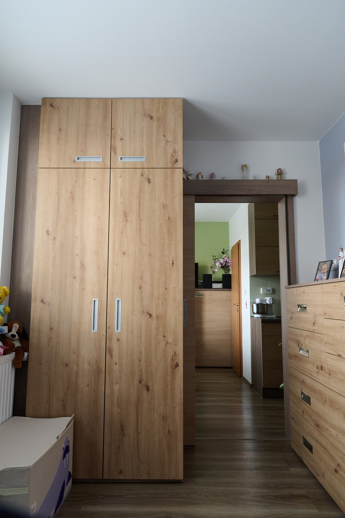 Hnědá ložnice - detail materiálů