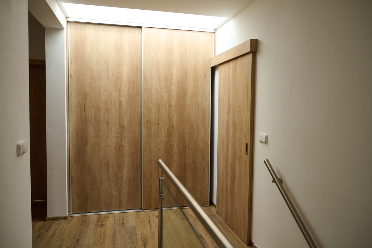 Skříně a dveře - celkový pohled