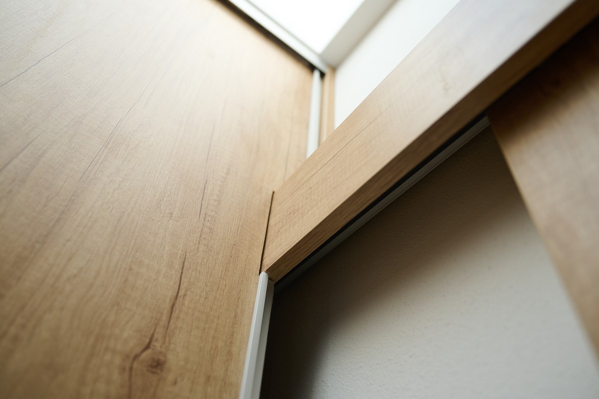 Skříně a dveře - různé velikosti