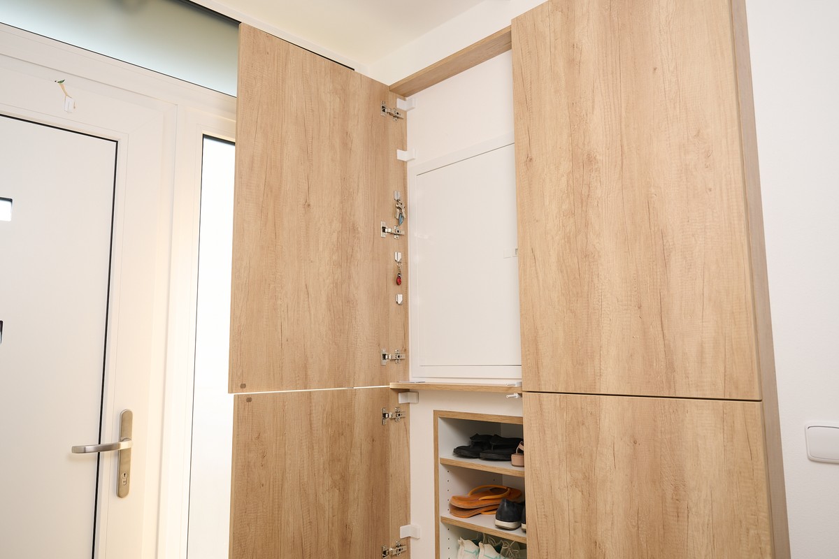 Posuvné skříně vstup - úspora prostoru